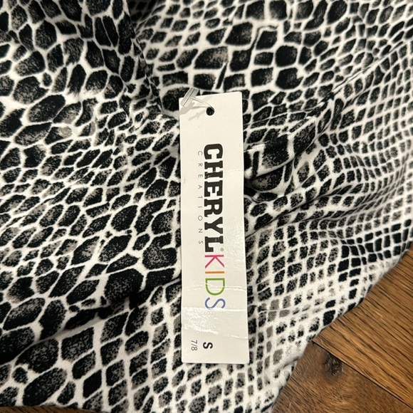NWT Cheryl Kids Girls Dress Black and White Size Small - Picture 3 of 5